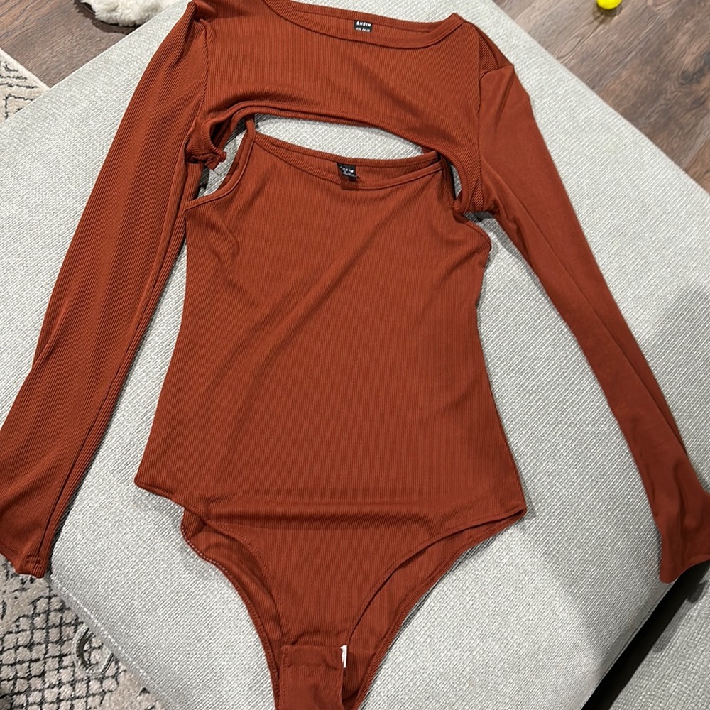 Women’s shirt